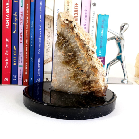 Sectiune din geoda citrin pe suport orgon cu turmalina [7]