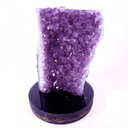 Minerale pe suport orgonic - Geoda ametist pe suport turmalina neagra *