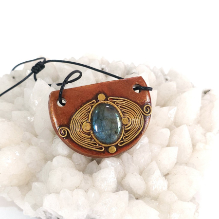 Pandantiv statement din labradorit și lut polimeric – design boho artistic handmade [9]