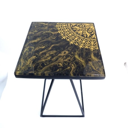 Decorațiuni orgon din pietre naturale - Măsuță de cafea din rășină epoxidică cu cristale de cuarț