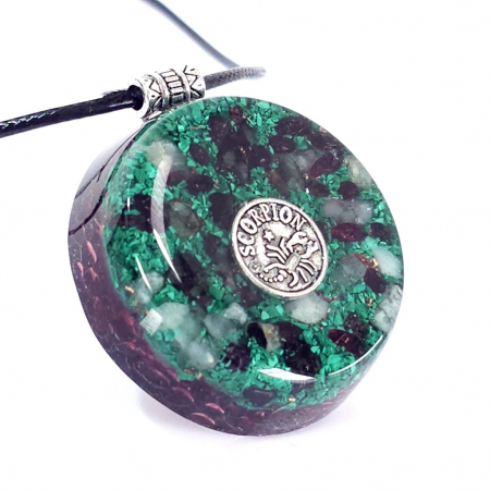 Medalion pentru zodia scorpion din pietre naturale [2]