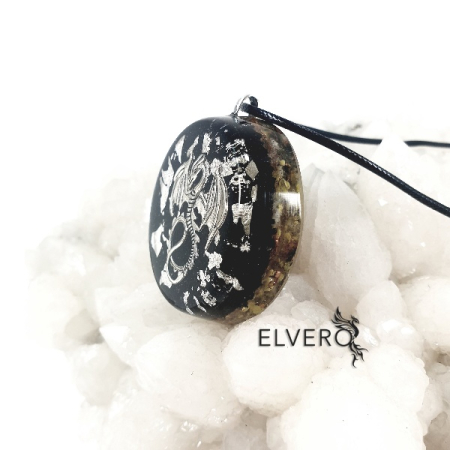 Amuleta dragon argintiu cu pietre naturale [1]