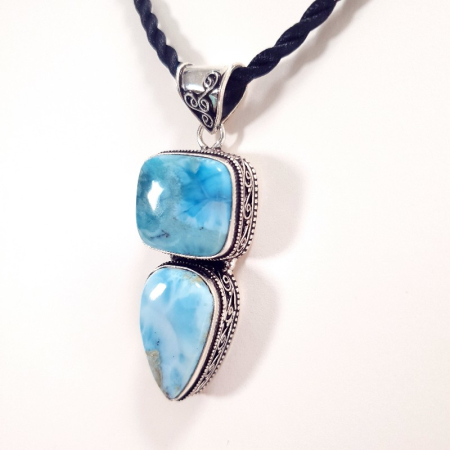 Pandantiv argintat cu pietre de larimar natural [3]