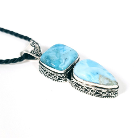 Pandantive pietre semipretioase - Pandantiv argintat cu pietre de larimar natural