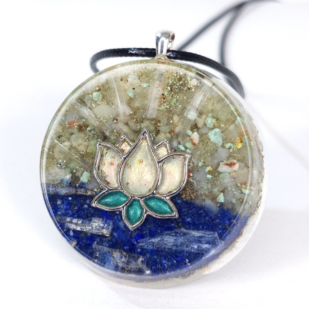 Lotus medalion orgon din pietre naturale semipretioase [2]