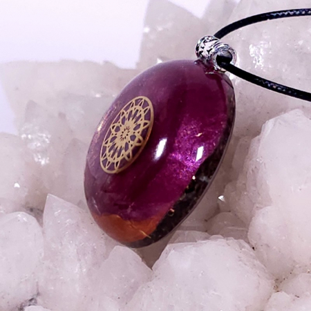 Pandantiv orgonic roșu cu mandala [2]