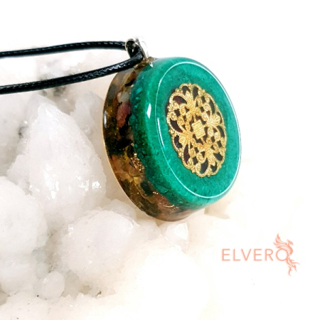 Pandantiv pietre semipretioase. Muguri ai transformarii interioare [1]