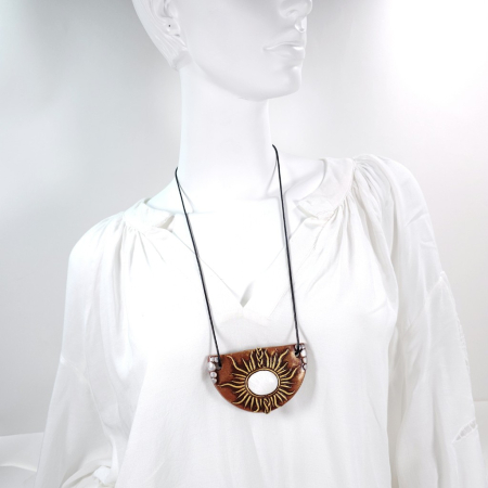 Pandantiv soare din scolecit și lut polimer – design artistic handmade cu simbol solar [10]