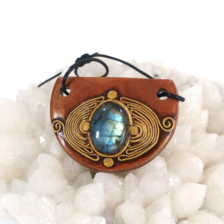 Pandantiv statement din labradorit și lut polimeric – design boho artistic handmade [8]