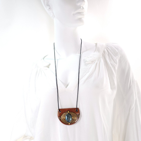Pandantiv statement din labradorit și lut polimeric – design boho artistic handmade [12]