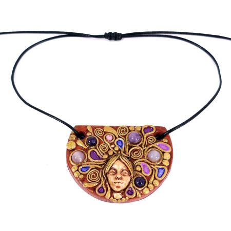 Pandantiv artistic cu față de femeie – Cuarț roz, ametist și agat, design handmade unicat [13]