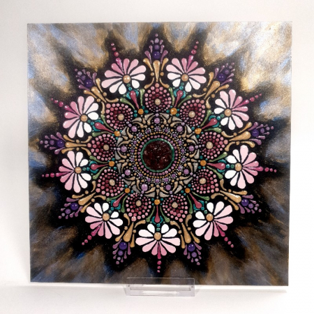 Tablouri - Mandala florala cu pietre de turmalina roz consacrata feminitatii