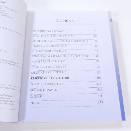 Carte cristaloterapie Judy Hall cu proprietatile terapeutice ale pietrelor naturale [2]