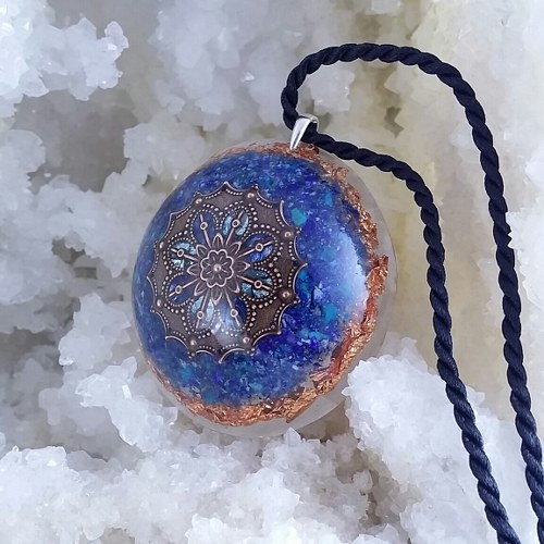 Lapis lazuli - descriere si proprietati 