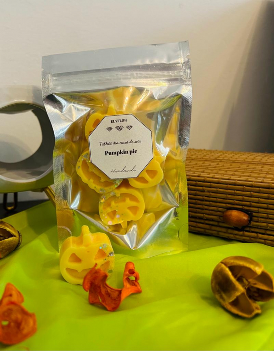 Ceara parfumata din soia , aromaterapie , wax melts , Halloween collection - aroma placinta de dovleac , Pumpkin pie 30 g [2]
