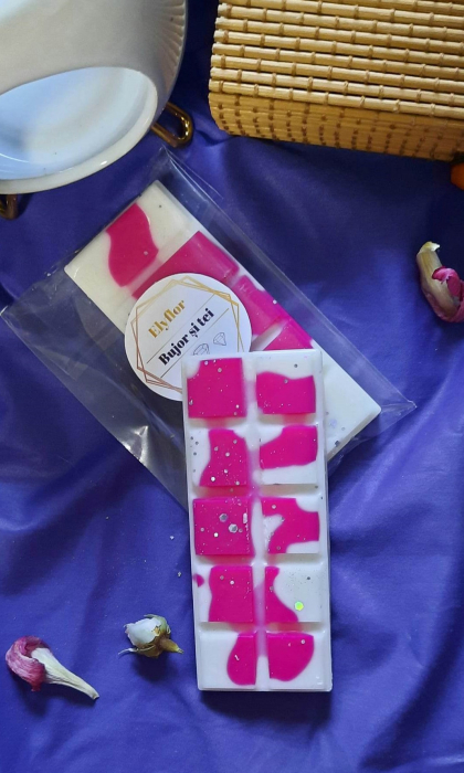 Tableta parfumata din ceara de soia , Snap bar - aroma Bujor si tei , 40g [2]
