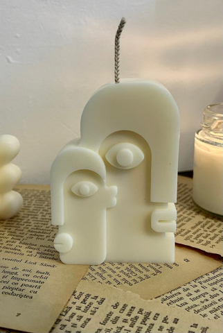 Lumanare decorativa din ceara de soia ,fara parfum - Two faces , 90 g