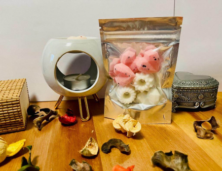 Aromaterapie-ceara de soia parfumata - Set difuzor ceramic pentru aromaterapie si ceara parfumata de soia ,  Aroma Bujor si Tei ,25 g