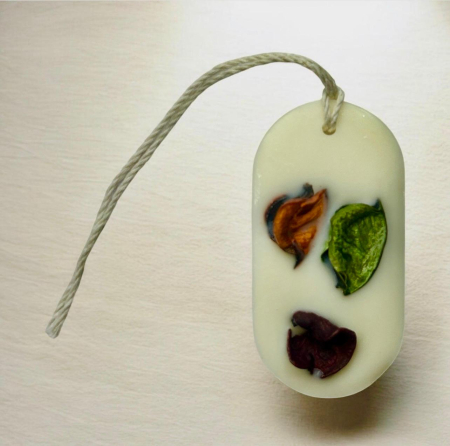 Odorizant dulap - Tableta parfumata din ceara de soia,odorizant  - Amber noir, oval 25g