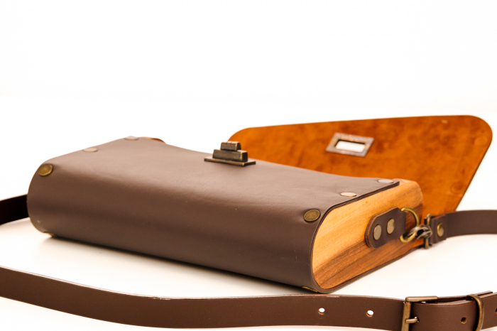 Geanta dama din piele naturala si lemn reciclat, lucrata manual, Katy, Handmade, Maro [5]