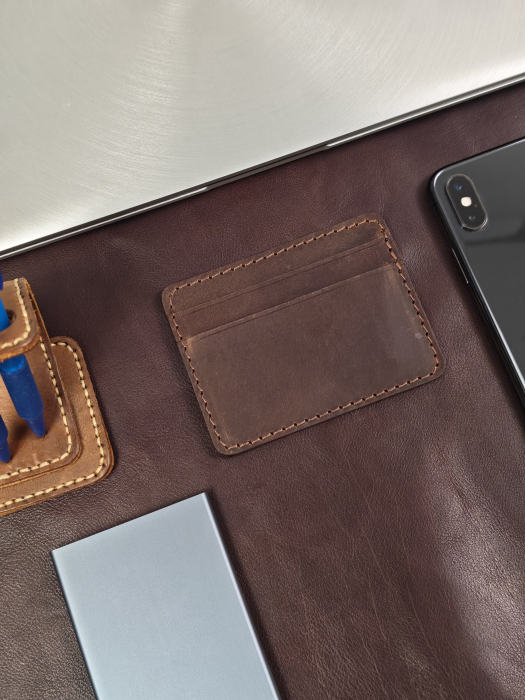 Portcard Personalizat din Piele Naturala Duma Mini – Suport Carduri Gravat Manual, Design Ultra Slim [2]