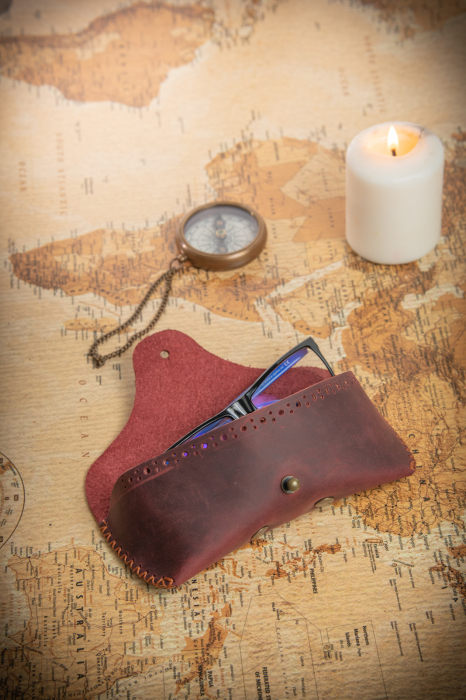 Toc / Etui ochelari soare / vedere din piele naturala, lucrat si cusut manual, Felix, Maro [4]