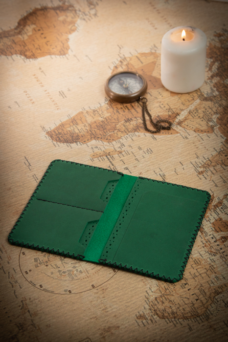 Portpasaport din piele naturala, lucrat si cusut manual, Robin, Handmade, Verde [4]