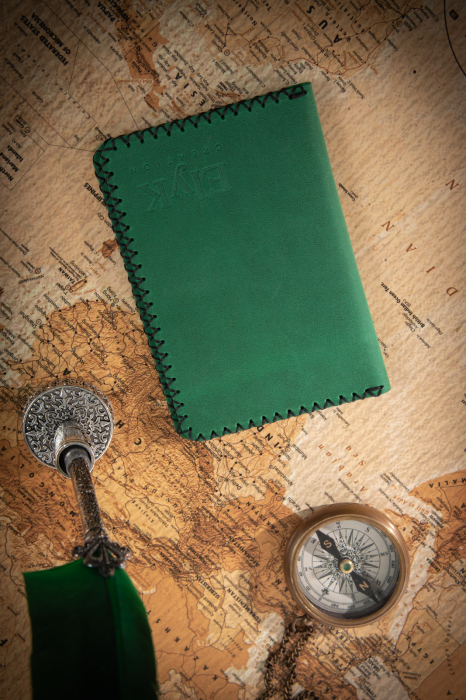 Portpasaport din piele naturala, lucrat si cusut manual, Robin, Handmade, Verde [3]