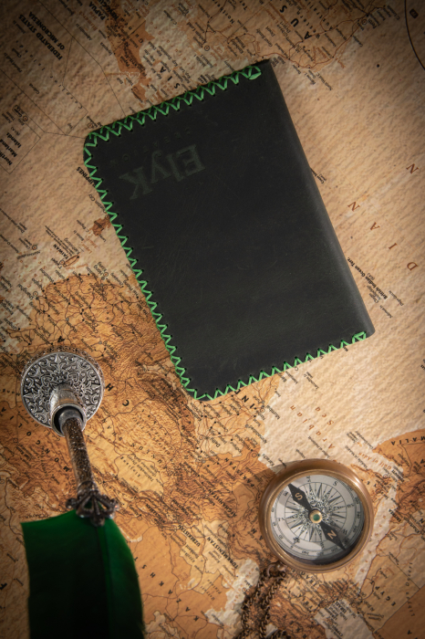 Portpasaport din piele naturala, lucrat si cusut manual, Robin, Handmade, Verde [3]