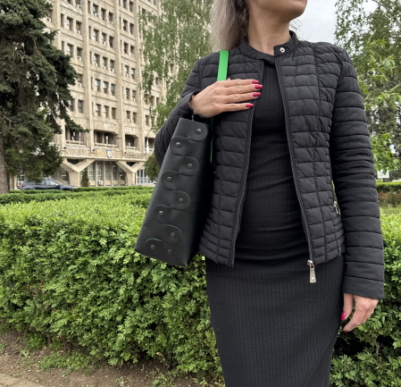 Geanta dama din piele naturala, lucrata manual, Bety, Handmade, Neagra Safiano cu detalii verzi [2]