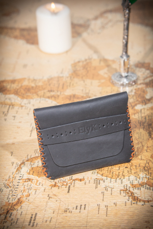 Portcard din piele naturala, lucrat si cusut manual, Marcus, Handmade, Negru [1]
