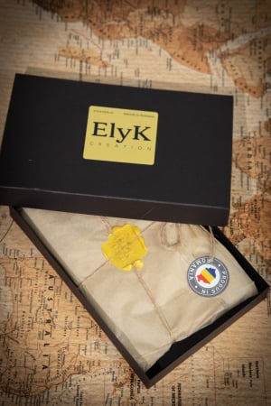 Portpasaport din piele naturala, lucrat si cusut manual, Robin, Handmade, Verde [3]