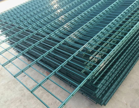 2000x2500  6/5/6 mm PANOU DUBLU FIR 2D VERDE (RAL6005) Plastifiat  [1]