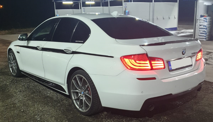 Colante Autocolante Shadow Line Dedicat BMW Seria 5 E60 E61 F10 F11 G30 G31 [6]