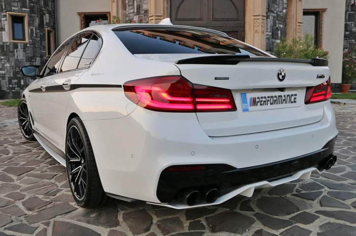 Colante Autocolante Shadow Line Dedicat BMW Seria 5 E60 E61 F10 F11 G30 G31 [2]