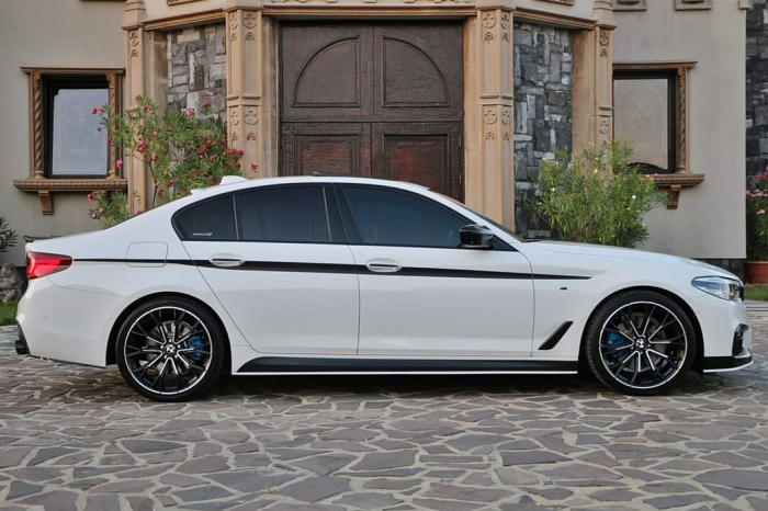 Colante Autocolante Shadow Line Dedicat BMW Seria 5 E60 E61 F10 F11 G30 G31 [4]