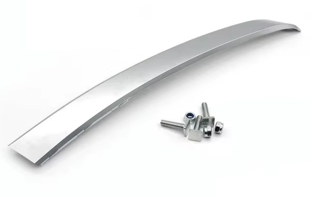 Trim Ornament Maner Usa Dedicat BMW Seria 5 E60 E61, Stanga Fata, Argintiu Mat [1]