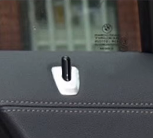 Trim Ornament Pin Deshidere Inchidere Usa Dedicat BMW Seria 7 G12, Spate [3]