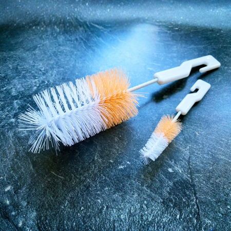 Perie curatare biberon si tetina Minut Baby [2]