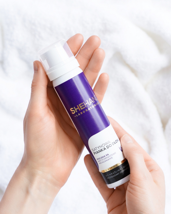 Spuma satinata pentru maini cu uree 5%, aminoacizi si ulei de avocado, SheHand, 100ml [4]