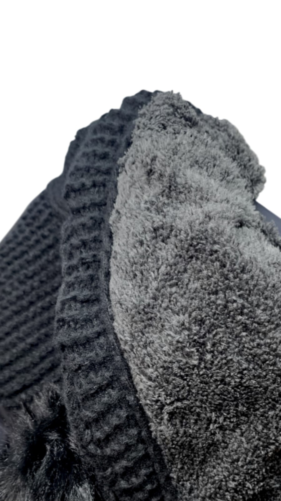 Caciula tricotata dama cu fular [5]