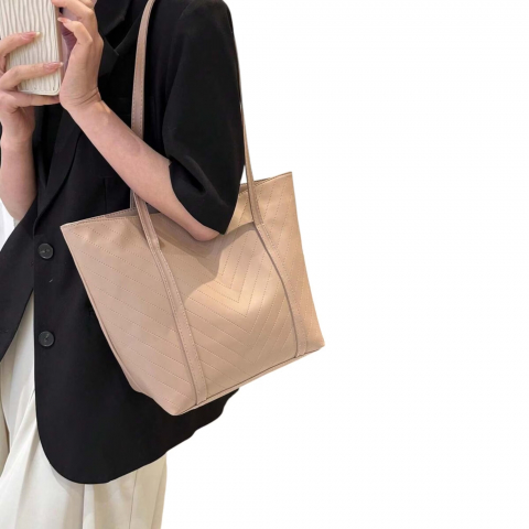 geanta-de-umar-cu-imprimeu-model-v-si-manere-duble [9]