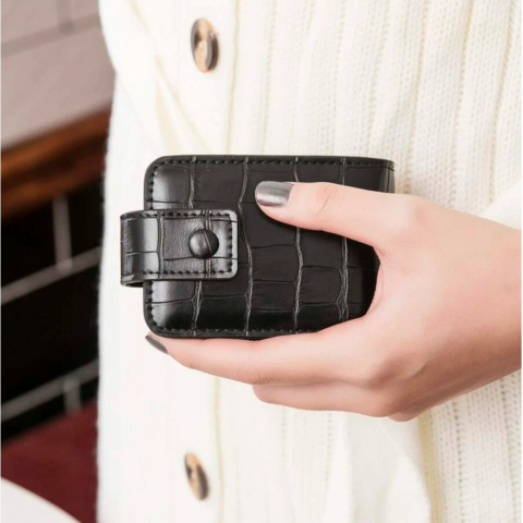 portfard-compact-din-piele-pentru-rujuri-cu-oglinda-si-inchidere-cu-capsa-elegan [3]