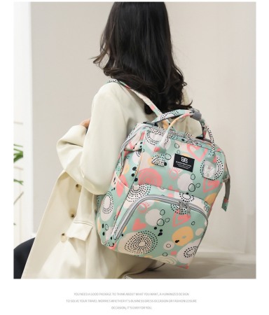 Geanta Bebe Delfina MB17 tip rucsac scutece, Straight, incapatoare, impermeabila, versatila, ergonomica si sigura pentru mama, tata si copil, 38x26x18 cm [10]