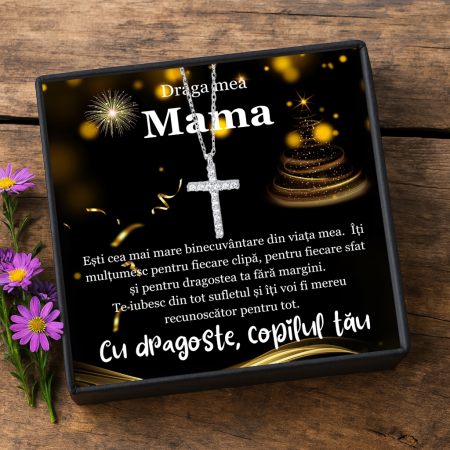CADOU MAMĂ - Set Cadou pentru Mamă CR01B – Colier cu Pandantiv Divine Cross (Cruce) din Argint 925 Placat cu Rodiu, Cutie Elegantă și Felicitare