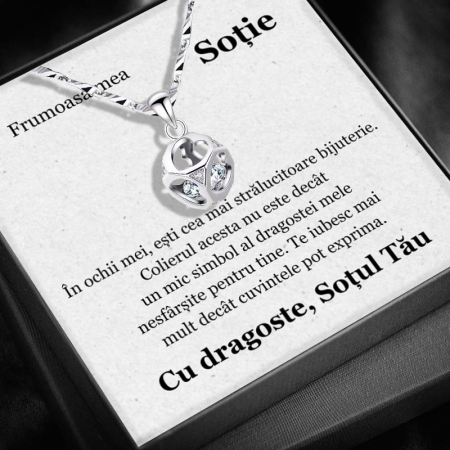 CADOU SOȚIE - Set Cadou pentru Soție – Colier din Argint 925 cu Pandantiv Cubul Infinitului, placat cu rodiu, în Cutie Elegantă cu Mesaj Personalizat