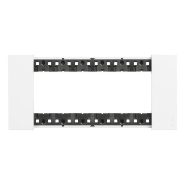 Rama ornamentala alba pentru 6 module Living Now [2]