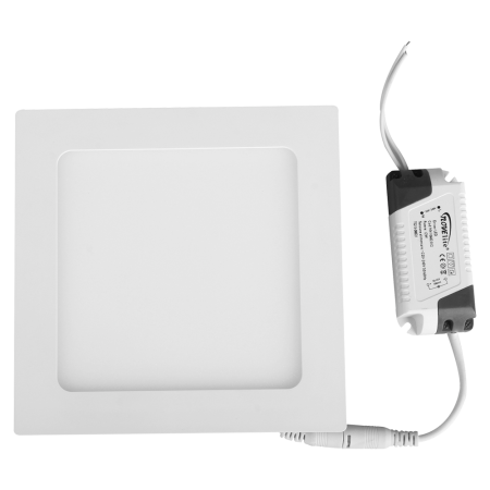 Plafoniera LED - Mini panou LED patrat alb incastrabil 6W cu lumina calda 2700K si protectie IP40