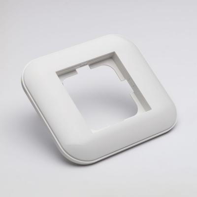Aparataj - Rama ornamentala alba cu 1 post pentru aparataj incastrat Loft Plus