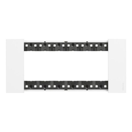 Rama ornamentala alba pentru 6 module Living Now [0]